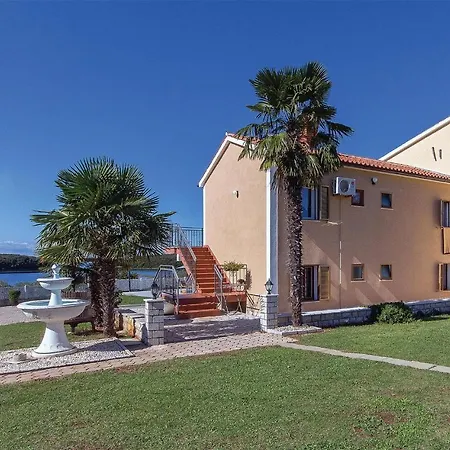 2 Bedroom In Lejlighed *